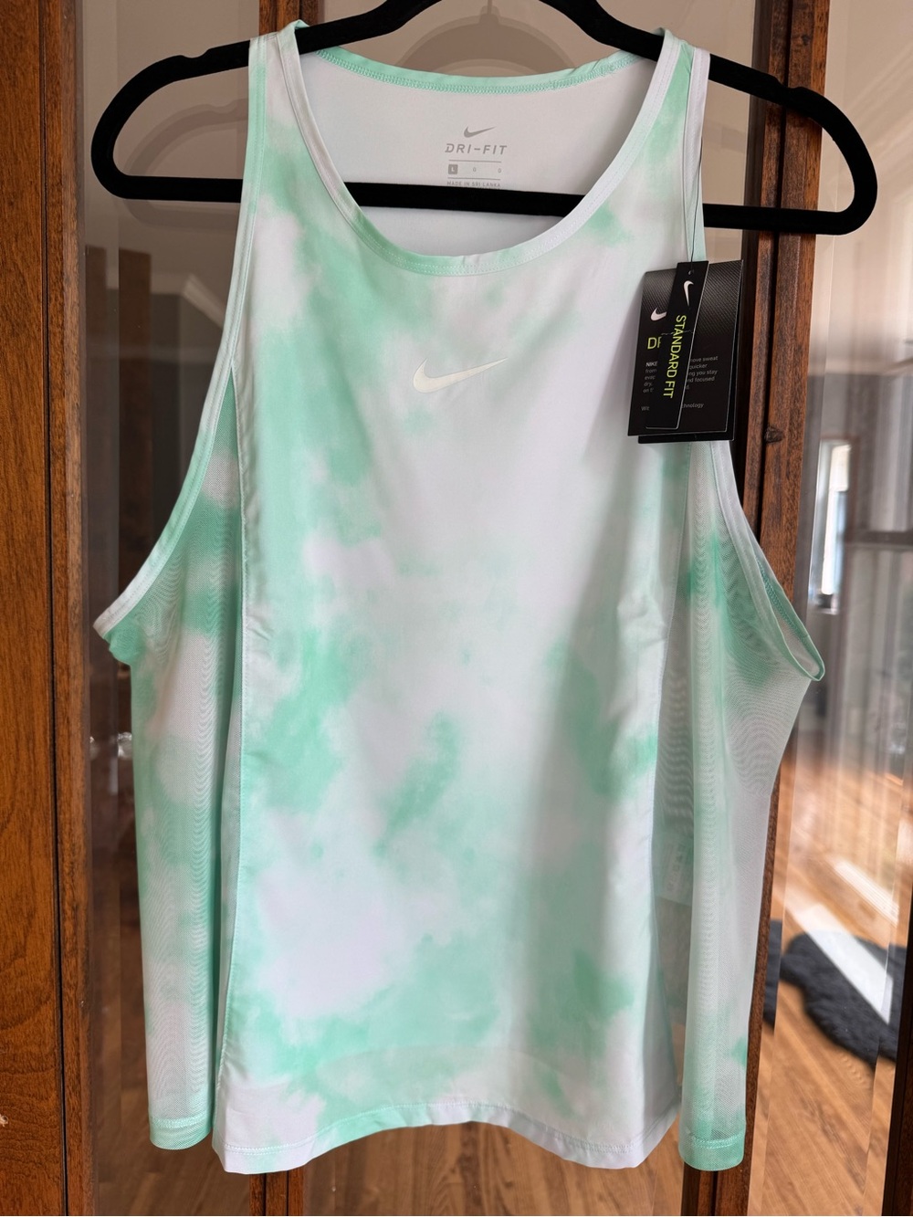 Women | Nike Icon Clash City Sleek Running Tank | Large | NWT